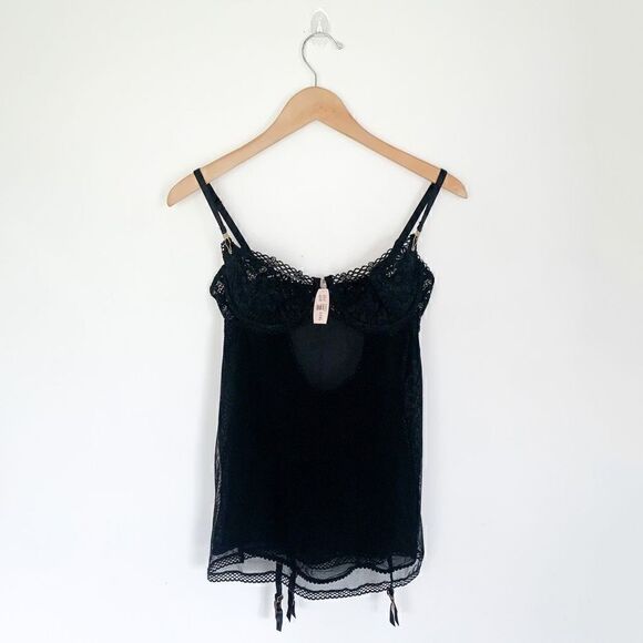 Victoria's Secret Tops - Victoria’s Secret Very Sexy black micro mesh stretch crochet lace bust camisole